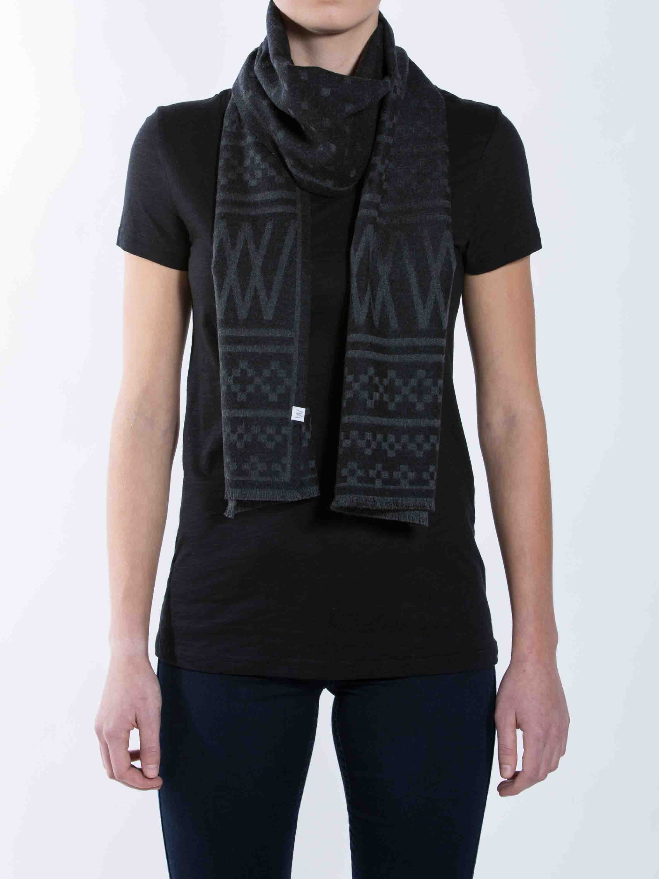 Setesdal Scarf Black