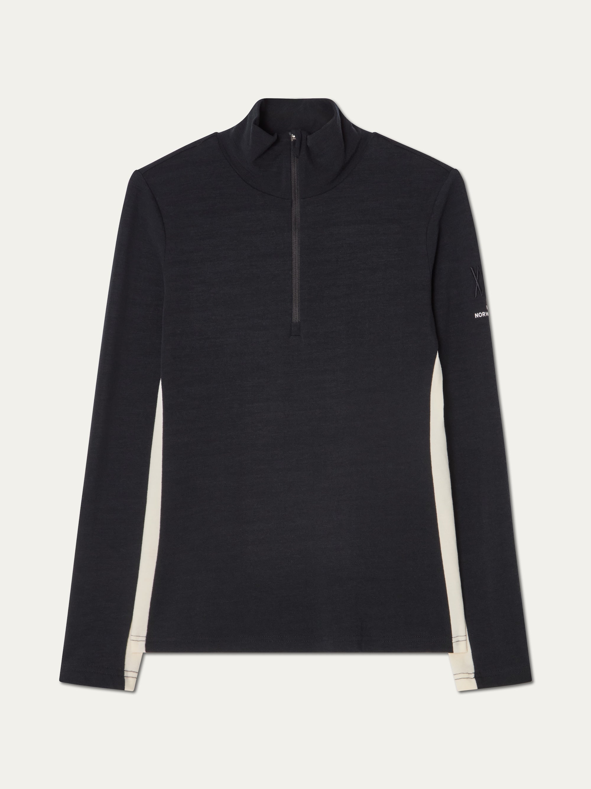 We Norwegians | FW25 | Womens Voss 1/4-Zip_Black | A light knit top with a stand collar, 1/4th zipper opening and long sleeves on an off-white background