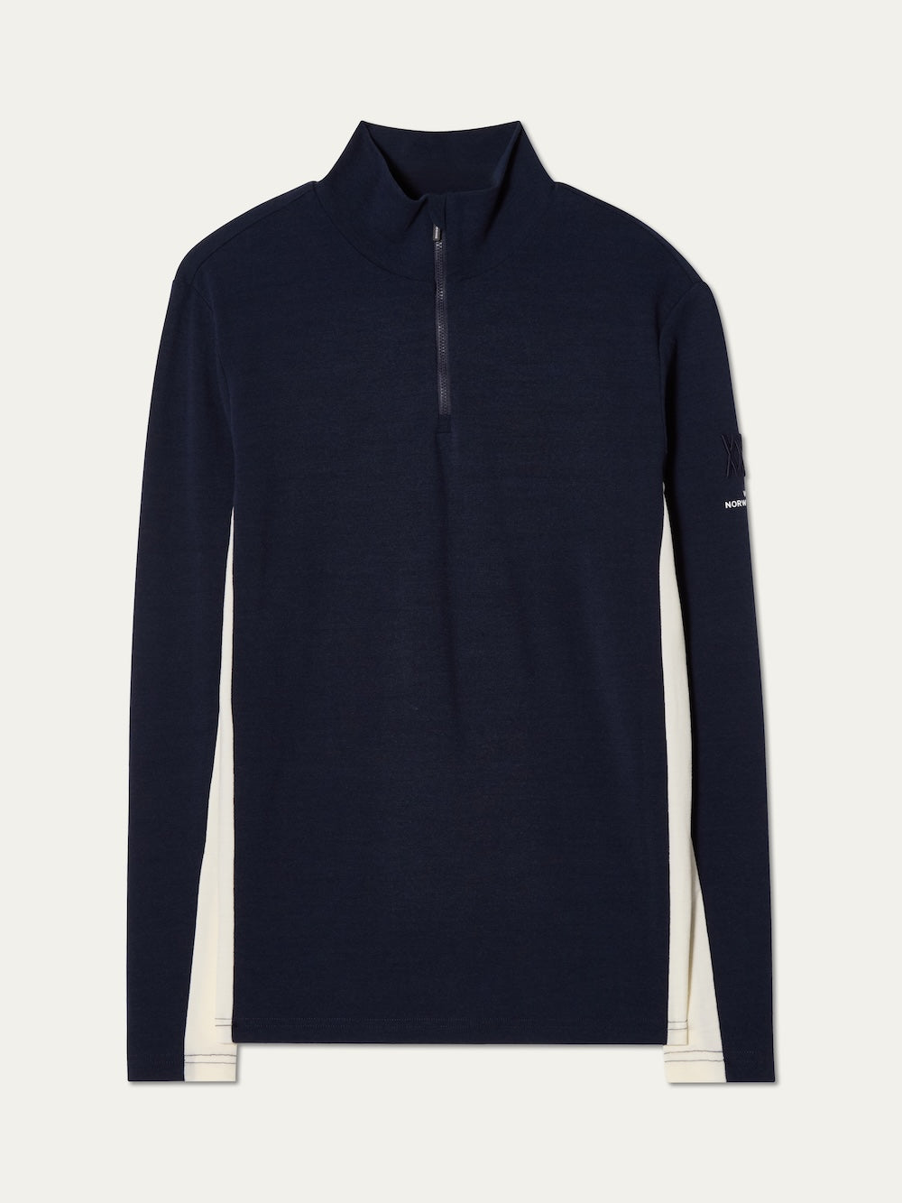 We Norwegians | FW25 | Mens Voss 1/4-Zip_Navy blue | A light weight knitted top with a stand collare, 1/4th zipper opening and long sleeves on an off-white background